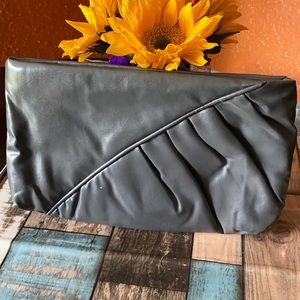 Vintage 80s Clutch